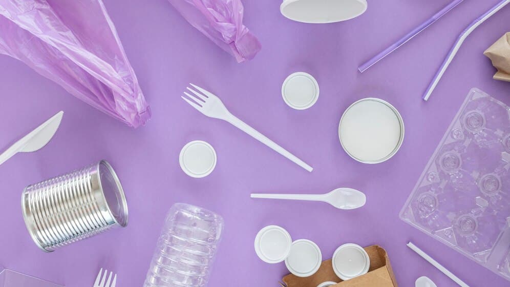 Avoid single-use plastic items